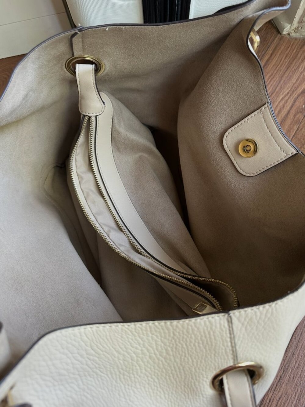Sondra Roberts Pebbled Leather Tote Bag Gold Hardware Office Work Purse - Picture 3 of 12